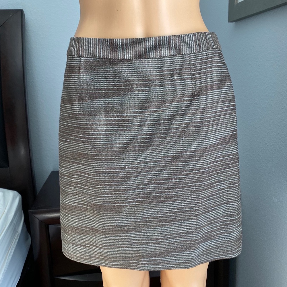 3/$25 Brown BANANA REPUBLIC Skirt with Zipper